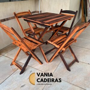 Conjunto Mesa Dobrável 70x70 com 4 Cadeiras