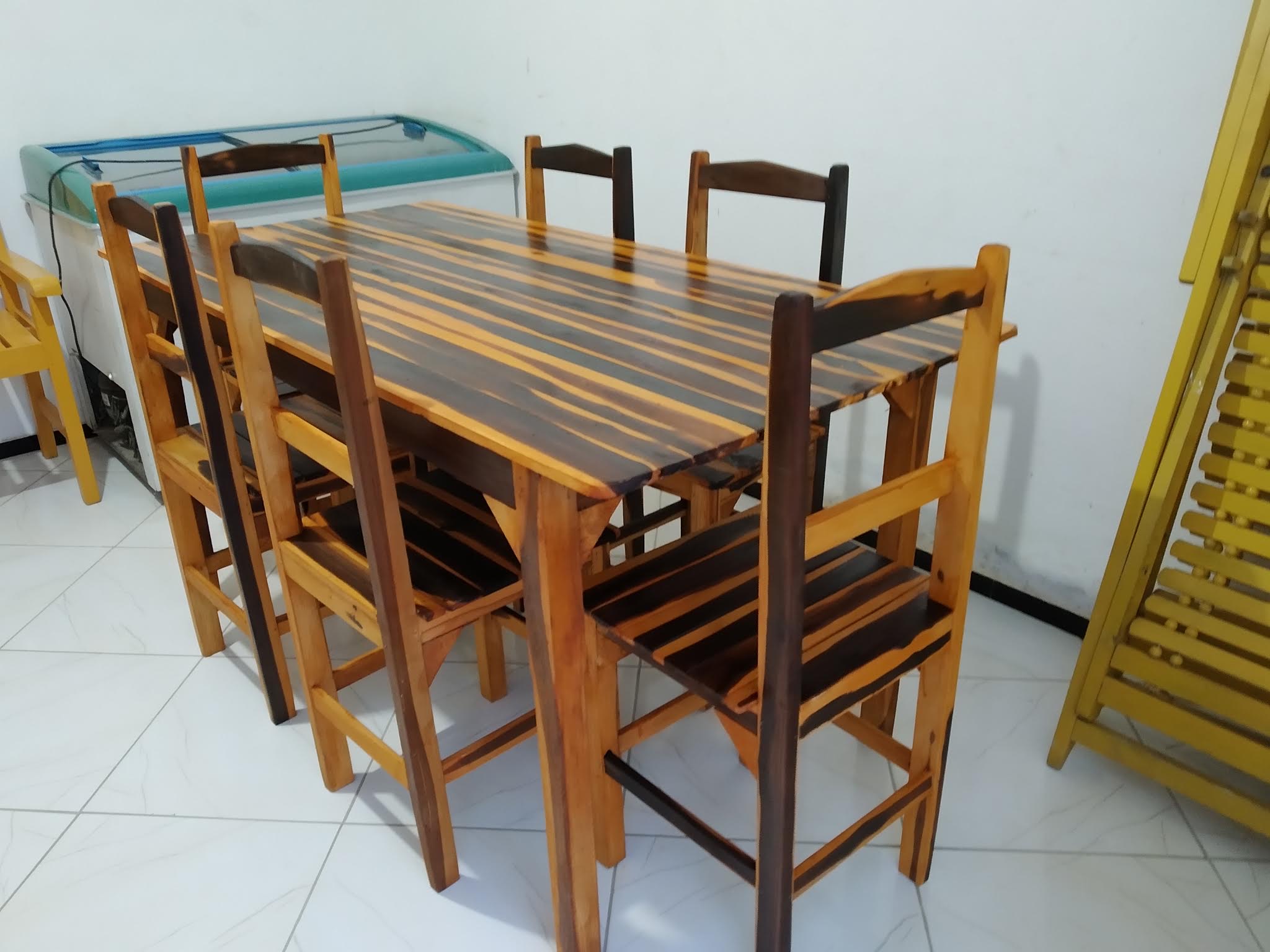 Conjunto Mesa Cozinha 1,50x80 com 6 Cadeiras